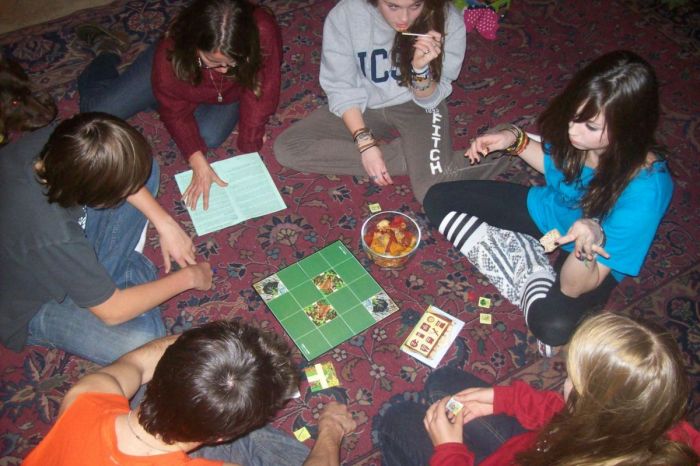 Print and play board games